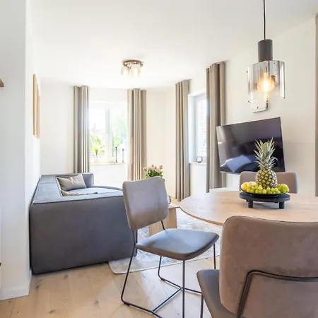 Dornkamp 1 - Luxurioese Fuer 4 Personen Inklusive Sauna Und Garten Timmendorfer Strand